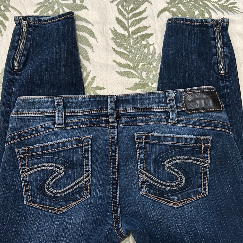 Silver Jeans 30W Camden Rose Ankle Crop Zip Zipper EUC - Picture 4 of 7